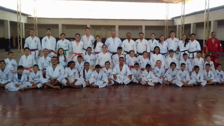 Prefeitura de São Miguel incentiva reencontro de karatecas em São Miguel